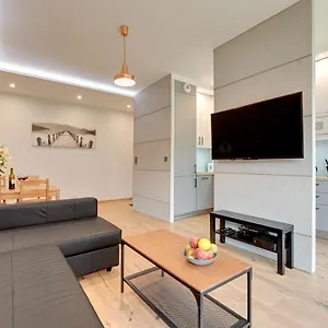  Apartment - Free Private Parking
